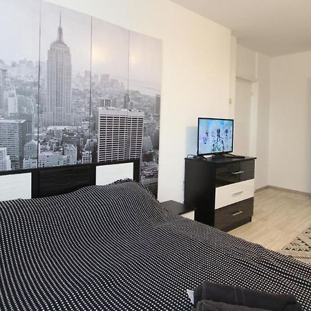 Holidays Host Splaiul Unirii Bukarest Kültér fotó