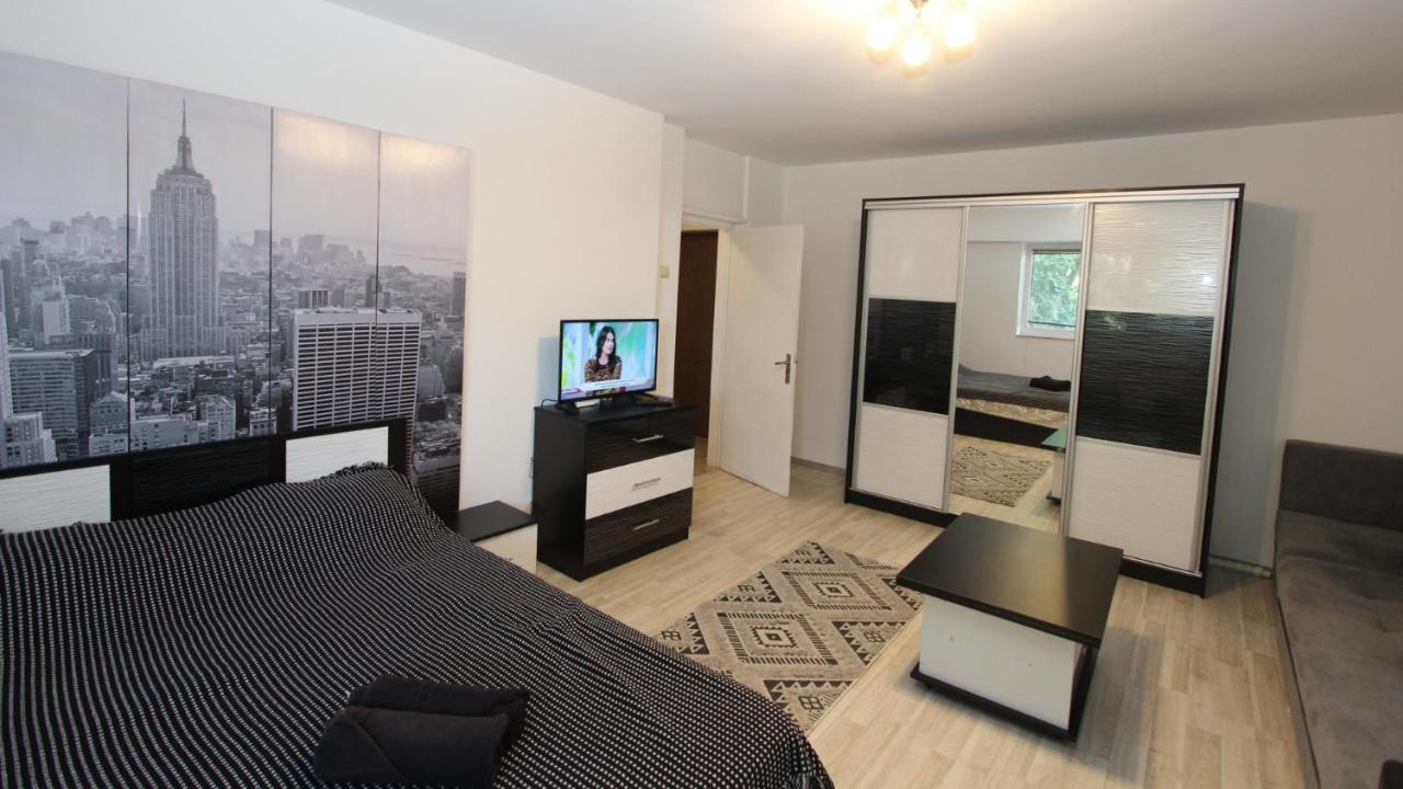 Holidays Host Splaiul Unirii Bukarest Kültér fotó