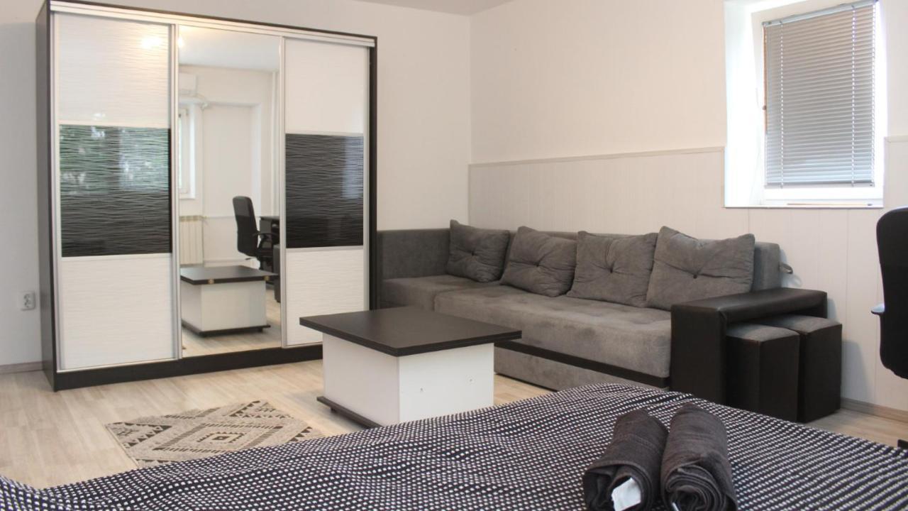 Holidays Host Splaiul Unirii Bukarest Kültér fotó